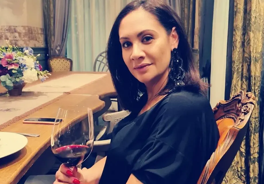 „Бедната“  Мариана Попова  си купи чисто нов „Кадилак” за 120 бона