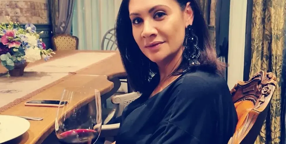 „Бедната“  Мариана Попова  си купи чисто нов „Кадилак” за 120 бона