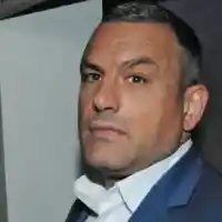 Би Ти Ви държат Юксел Кадриев по милост