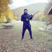 Благо на Златка заприлича на талибан, пере кючеци в Родопите (Снимки)