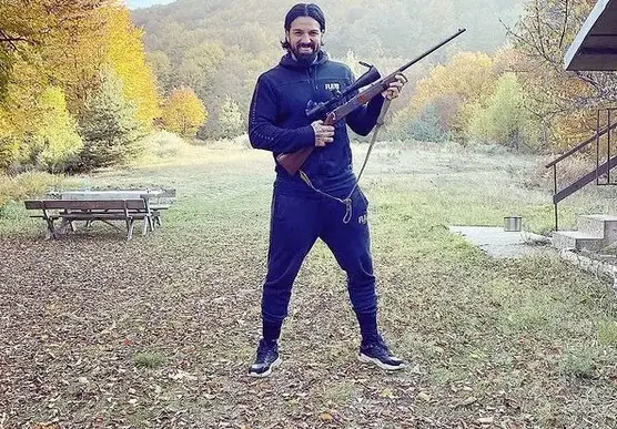 Благо на Златка заприлича на талибан, пере кючеци в Родопите (Снимки)