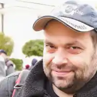 Бунт срещу Константин Павлов - Комитата стягат живущите в \"Лозенец\"