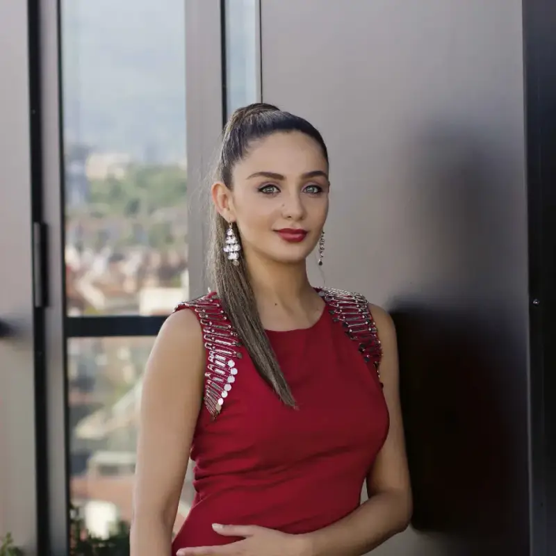 И Елен Колева си смени носа