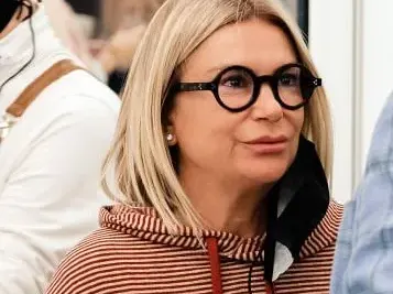 Кремена Халваджиян се опъна като мумия