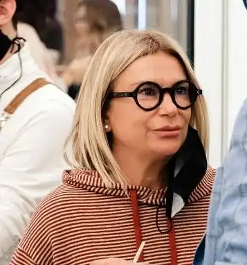 Кремена Халваджиян се опъна като мумия