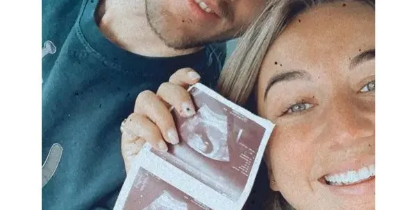 Ледена кралица чака бебе от „армеец“ (Томас Лам и Помелин се похвалиха, че чакат момче)