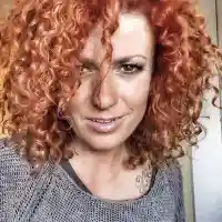 Люси Дяковска  се развежда  само 3 месеца  след сватбата