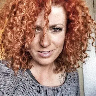 Люси Дяковска  се развежда  само 3 месеца  след сватбата