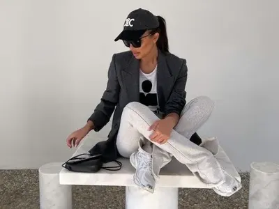 Николета Лозанова ходи без маска, но НЕ и без сладко! (Папарашки снимки)