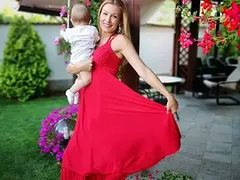 Николета Маданска ражда за 8 март