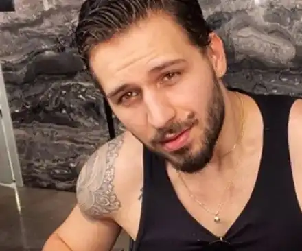 Папи Ханс стана даскал в социалните мрежи