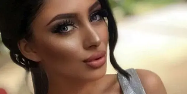 Плеймейтката Жанет Нейчева се сгоди
