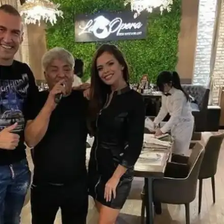 Преслава пя за ЧРД на Камбуров