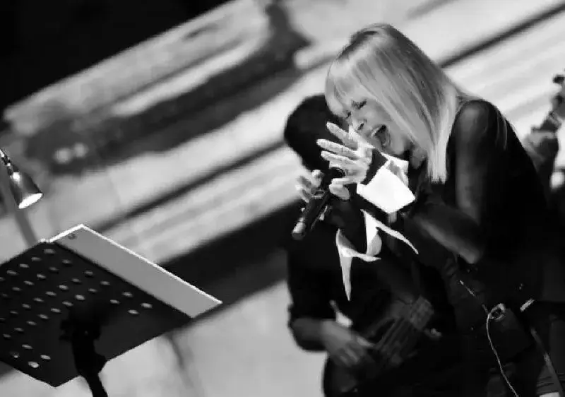 Саботаж срещу Лили на концерта в Бургас