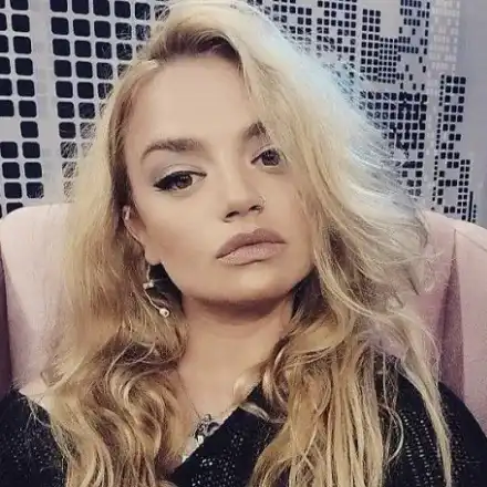 София Джамджиева показа майка си