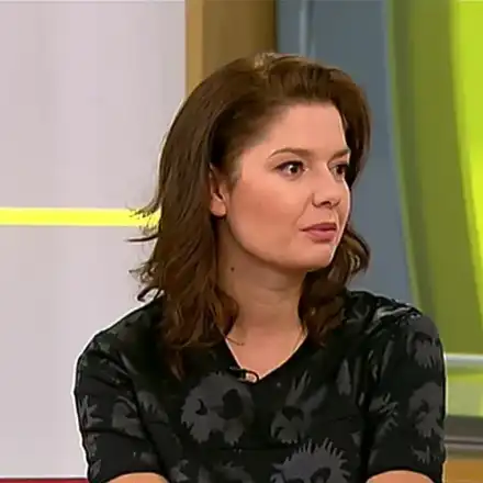 Сърчаджиева разпродаде всички билети и за ноември! Моноспектакълът й жъне огромен успех!