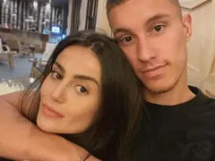 Валери Божинов сватоса сестра си за Левскар