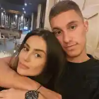 Валери Божинов сватоса сестра си за Левскар