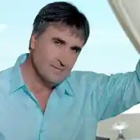 Веселин Маринов  пред фалит