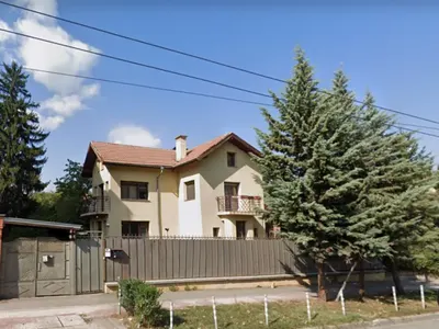 Вижте тайния палат на Кирил Петков в София (Имотът е оценяван на над половин милион лева - ФОТО)