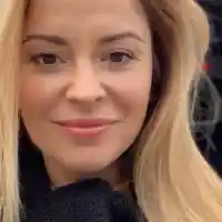 Вики от „Мастило” проплака от студа