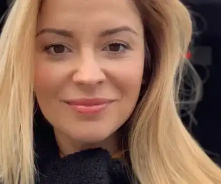 Вики от „Мастило” проплака от студа