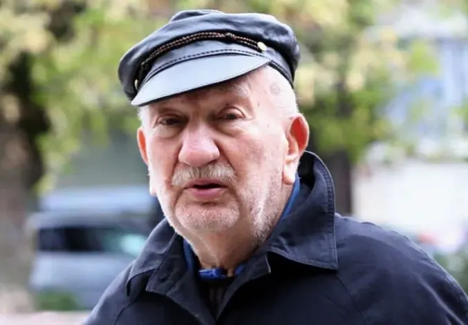 Джони Пенков  кретал на старини  с 10 лева на ден