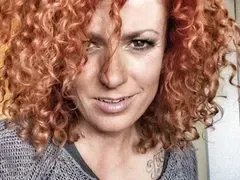 Люси Дяковска  се развежда  само 3 месеца  след сватбата