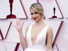 Мария Бакалова чукна годинка в Холивуд