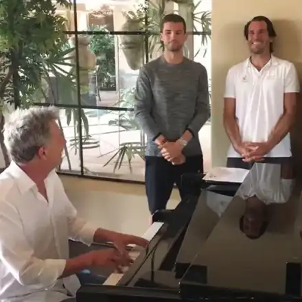 Задава се нов хит! Гришо записва втора песен с Федерер