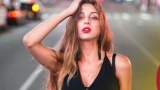 Паулина от Игри на волята се разсъблече в клип със скандален рапър