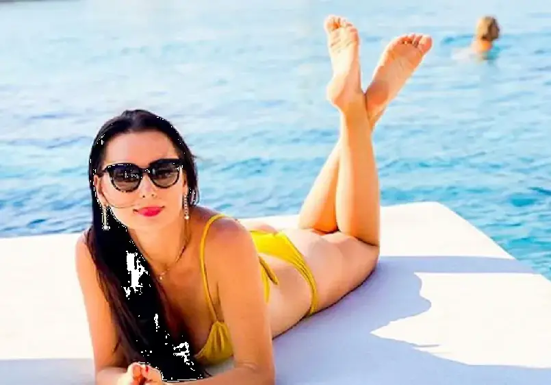 Адвокат отнел девствеността на Кобилкина