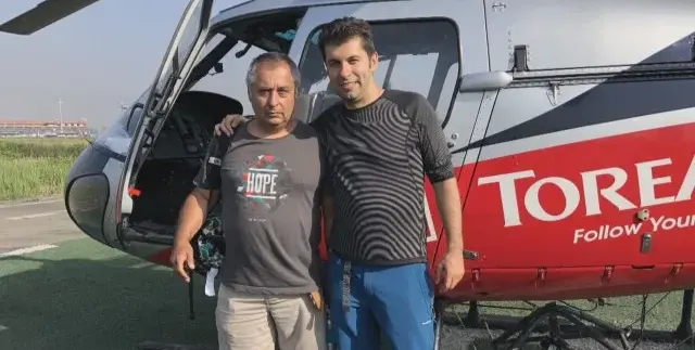 Бащата на Кирил Петков живее екстремно - кара сърф, лети с крило, тренира айкидо