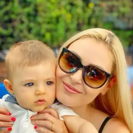 Бебето на Поли Гергушева проходи