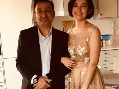 Дъщерята на Зуека го засенчи като художник