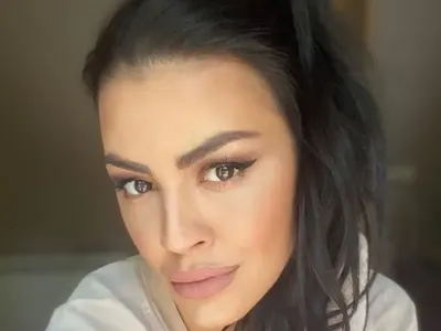 Деси Цонева си подкъси перчема! Всички са влюбени в нея (ФОТО)