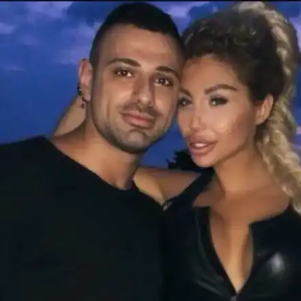 Джулиана Гани ИЗБУХНА: Развеждам се! Илиян ми изневерява, не заслужава детето от мен (+Скандални чатове)