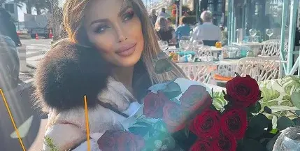 Джулиана Гани  с нов ухажор на  Лазурния бряг