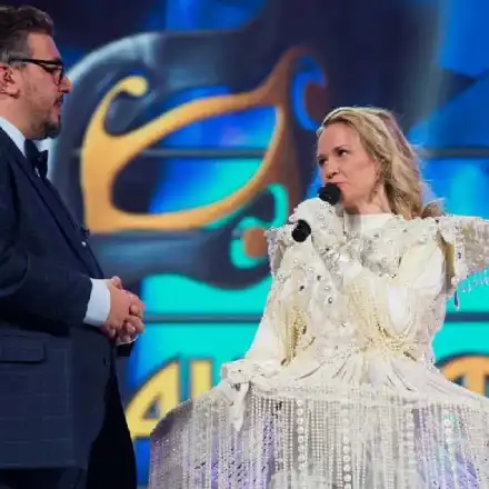 Друсана ли беше Лора Караджова в „Маскираният певец”?