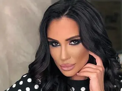 Два месеца след като роди: Лорена остави бебето за първи път