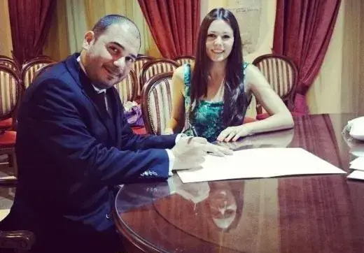 Ето я фамилията на първата щерка на Илия Павлов (СНИМКИ)