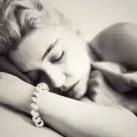 Ева Веселинова най-после се наспа