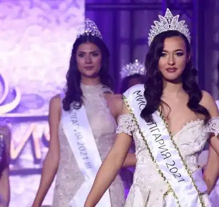 Фехтовачка е новата Мис България 2021! Ученичката Сара Младенова разби конкуренцията