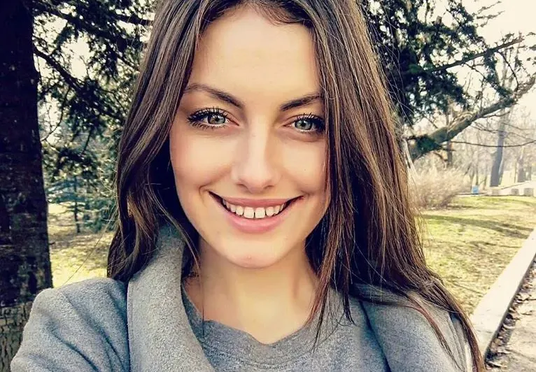 Язък! И най-естествената Мис България изду джуки! (ФОТО)