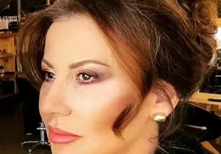 Илиана Раева се лекува с молитви! Гони бронхит и пневмония с мантра
