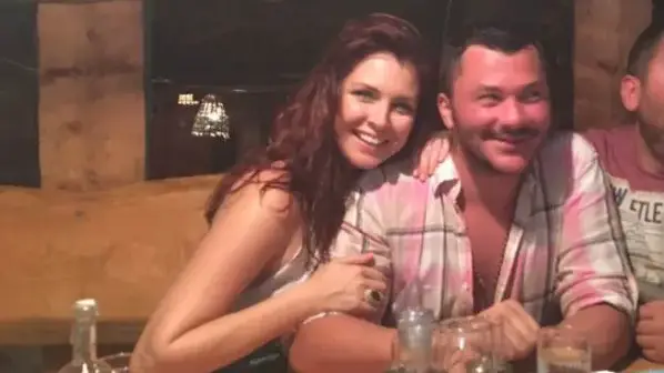 Жени Калканджиева  отдавна е разделена с  мъжа си Тачо