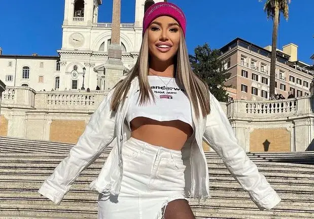 Жива да я оплачеш: Гери-Никол остана без гадже