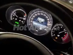 Лоренцо, се има за Вин Дизел: Хвърчи с 230 км/ч на Околовръсното