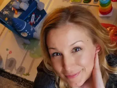 Маданска празнува  рожден ден на детето  с „бременна” рокля