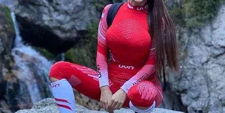 Мариана Маринова хвана гората! Моделката с щеки по чукарите